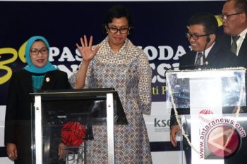 IHSG Dibuka Menguat 13,74 Poin