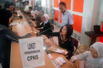 Kekurangan SDM, Rudyatmo Desak Pemerintah Cabut Moratorium PNS