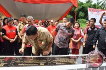 Di Tangan Dondokambey-Kandouw Menuju Sulawesi Utara Hebat