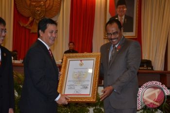  Di Tangan Dondokambey-Kandouw Menuju Sulawesi Utara Hebat