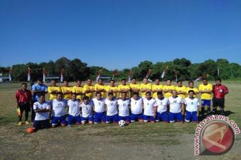 Bupati Edy Cetak Gol Awali Turnamen Bupati Cup XIII Pulang Pisau