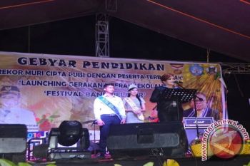 Wawali Sompotan Tutup "Tomohon International Flower Festival" 