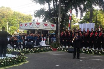 HUT RI, Dirut Bank Jateng Mainkan Saxophone