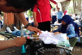 Puluhan Peserta Upacara di Bojonegoro Pingsan