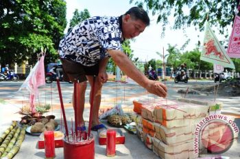 Mendoakan Arwah di Jalan