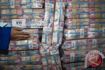 Rupiah Kamis Sore Menguat menjadi Rp13.071