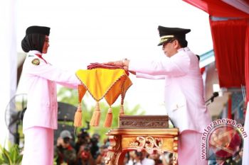 Gubernur Ajak Masyarakat Bersatu-Sebagai Upaya Memaknai Kemerdekaan