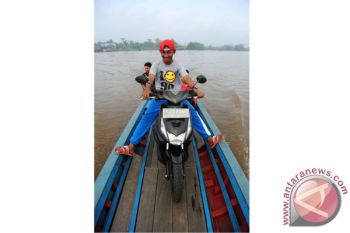 Ojek Perahu Motor