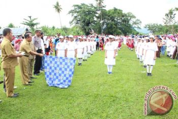 Lomba gerak jalan peringati HUT Kemerdekaan di Parigi