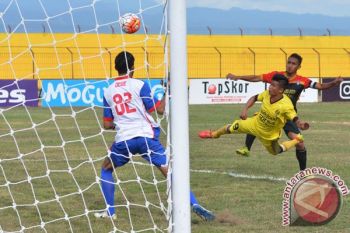 Sepak Bola - Celebest Palu Menang Tipis 1-0 Atas Persigo 