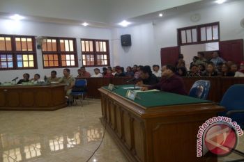   Darea Masukan Kesimpulan persidangan kepada Majelis Hakim 