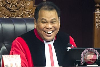 MK Tolak Permohonan Uji UU Pengadilan HAM