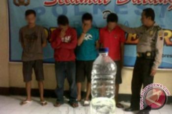 Belasan Pemabuk Diamankan