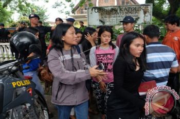 Ada Teror Bom di Gereja ini, Pengkotbah Luka Ringan