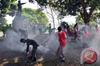 Ada Tempat Kuliner di Monumen Bambang Soegeng