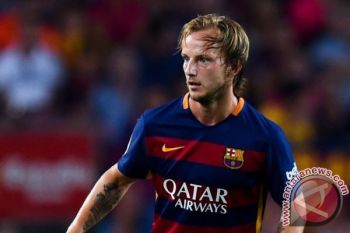 Tandukan Rakitic Bawa Barca Menang Tipis Atas Bilbao
