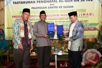 Hidayat Nur Wahid: Santri jangan Takut Menatap Masa Depan