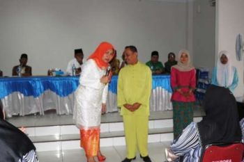 Semarakkan HUT Riau, TP PKK Dan Dinas P&amp;K Angkat Budaya Basaciong