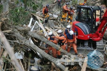 Death toll rises to 14 after Typhoon Lionrock batters northern, northeastern Japan