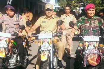 Pemkot Makassar serahkan sepeda motor jaga kota 