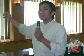 Empat Tokoh Terima Anugerah Konstitusi Muhammad Yamin