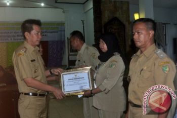 Tingkatkan Pelayanan Kependudukan, Dukcapil Barut Gelar Pelatihan dan Sosialisasi