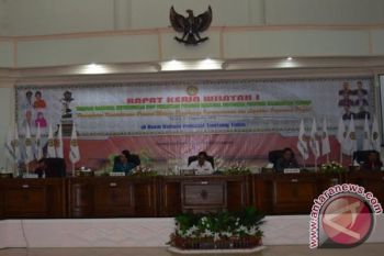 Ratusan Peserta Ikuti Seminar Nasional Keperawatan di Barsel 