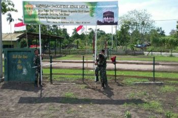 Satgas Pamtas RI-PNG siapkan tempat Salat Idul Adha