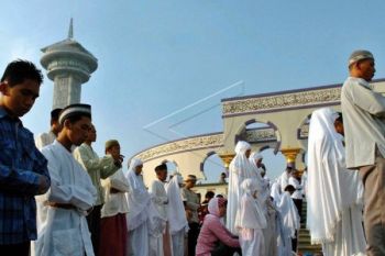 Ganjar Shalat Idul Adha Bersama Masyarakat Pemalang
