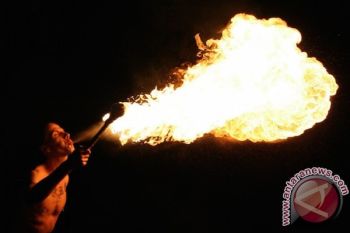 Dandim Sampit Selamatkan Peserta Pawai Obor Idul Adha yang Terbakar