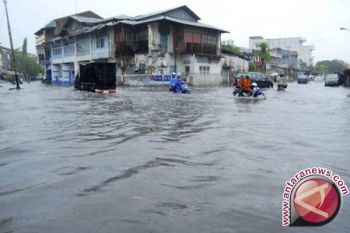 18 Rumah Di Donggala Terseret Banjir 