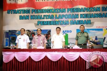 Gubernur Himbau SKPD Lakukan Inovasi--Peran Dunia Usaha Diharapkan Dapat Memacu Pertumbuhan Ekonomi