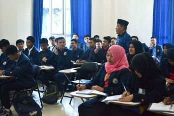 IBI Darmajaya Bekali Mahasiswa Baru