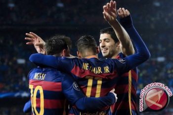 Barcelona Belum Menyerah Di Liga Champions, Kata Luis Suarez