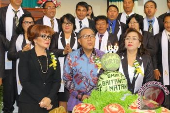 Wawali Hadiri Ulang Tahun Jemaat GMIM Matani