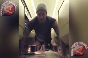 David Beckham Lakukan "Push Up" Amal