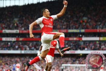 Arsenal Permalukan Chelsea 3-0 