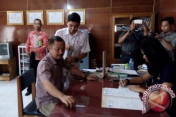 Ini Tes Urine Untuk Bakal Calon Bupati  dan Wabup Barsel 