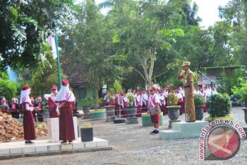 Wabup  Apel Pagi di SDN Angsau 4