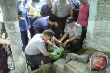 Kapolda DIY awali pembangunan MCK bantuan polisi