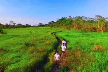 Bekas Lahan Tambang Semen Jadi Trek Lomba Lari