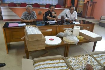 Bea Cukai Surakarta Sita Ratusan Ribu Rokok Ilegal