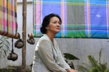 "Athirah" Dan Tegarnya Seorang Perempuan