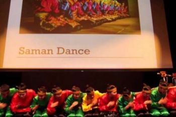 Ratusan Warga Athena Terpesona Indonesian Cultural Night 2016