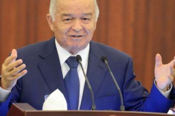 Islam Karimov Tutup Usia