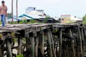 Jembatan Sinaboi Membahayakan Masyarakat