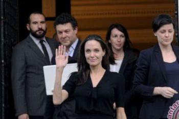 Angelina Jolie Kecam Pasukan Perdamaian PBB