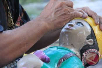 Masyarakat Rusia Ternyata Kagumi Benda-Benda Seni Indonesia