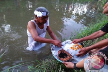 Ritual Mengambil Tanah Awali Pesta Budaya Tabuik