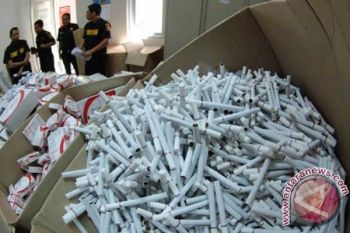 Bos Rokok Ilegal Praperadilankan Bea Cukai